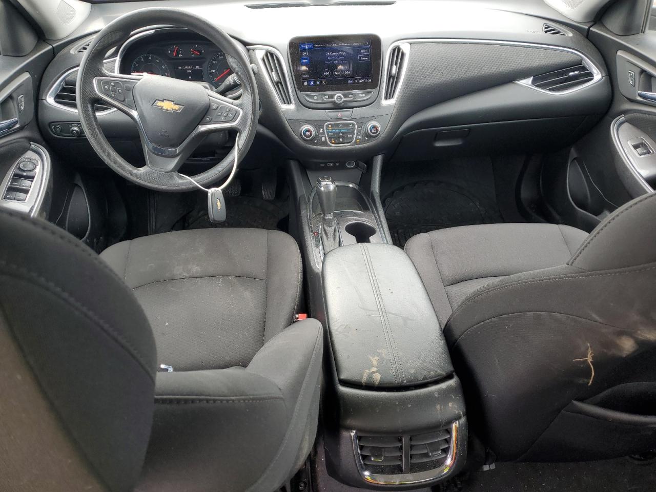 2019 Chevrolet Malibu VIN 1G1ZD5ST0KF138579 Copart auction photo, front end damage thumbnail 8