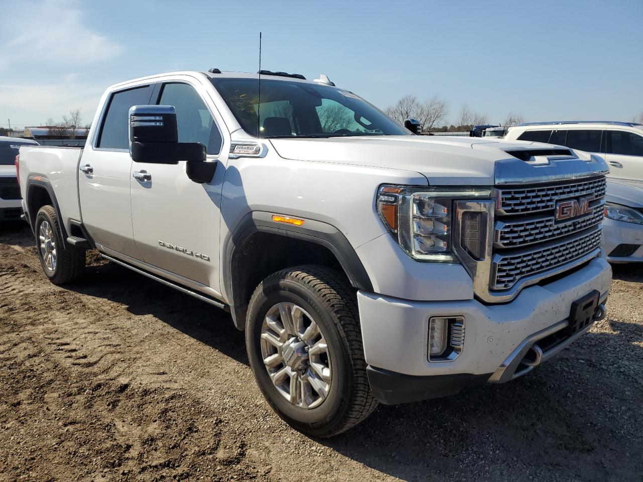2022 GMC Sierra VIN 1GT49REY6NF221746 Copart auction photo, vandalism / minor dent/scratches damage thumbnail 4