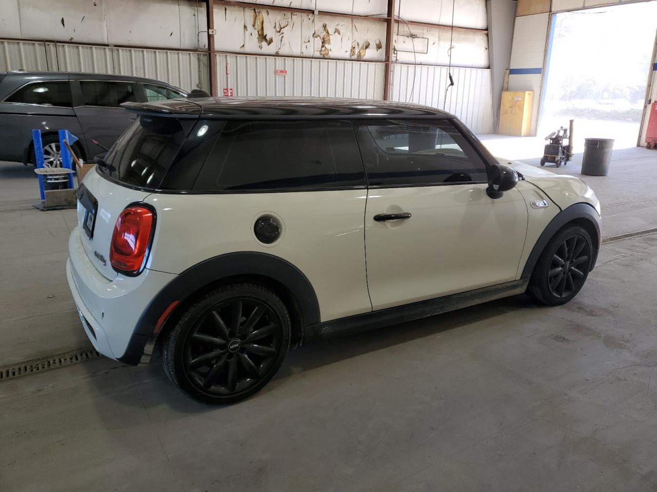 2017 MINI Cooper VIN WMWXP7C33H3B94459 Copart auction photo, front end / mechanical damage thumbnail 3