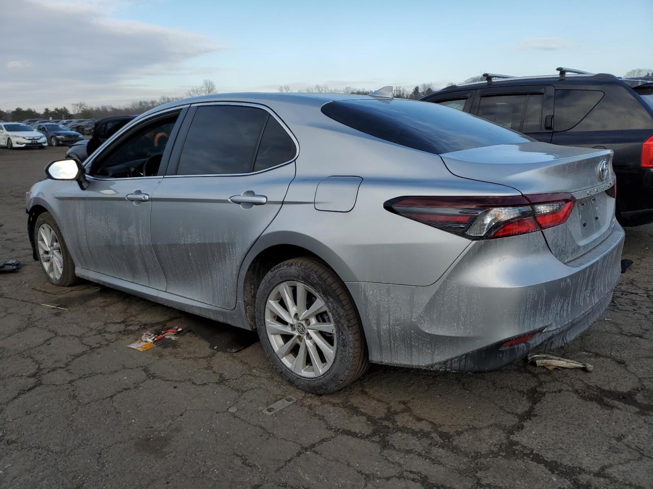 2022 Toyota Camry VIN 4T1C11BK1NU056281 Copart auction photo, front end damage thumbnail 2