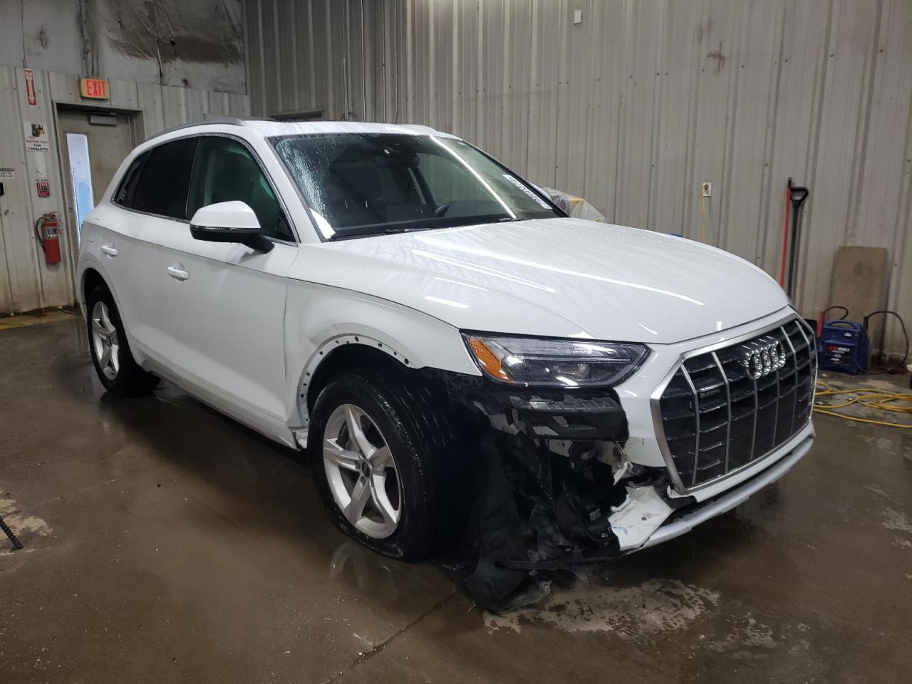 2023 Audi Q5 VIN WA1ABAFY2P2137905 Copart auction photo, front end damage thumbnail 4