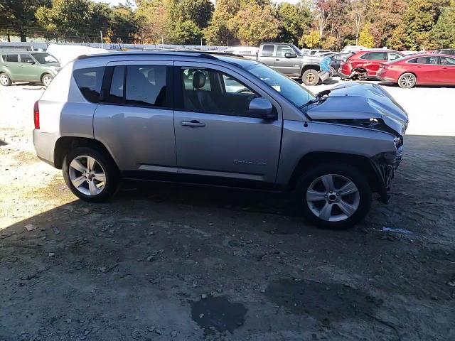 2015 Jeep Compass VIN 1C4NJDEB7FD370657 Copart auction photo, front end / minor dent/scratches damage thumbnail 15