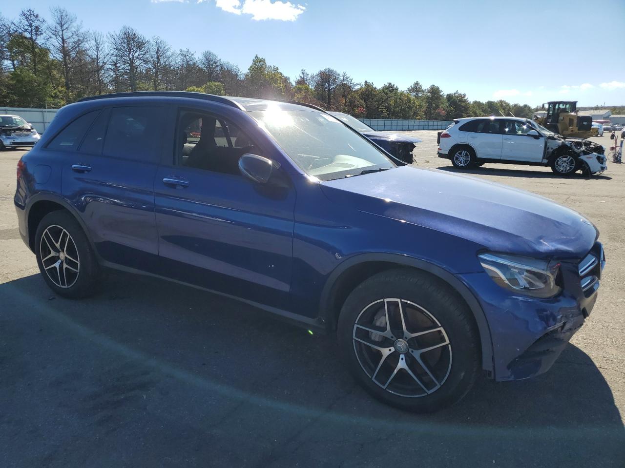 2017 Mercedes-Benz GLC VIN WDC0G4KB9HF158180 Copart auction photo, front end / minor dent/scratches damage thumbnail 4