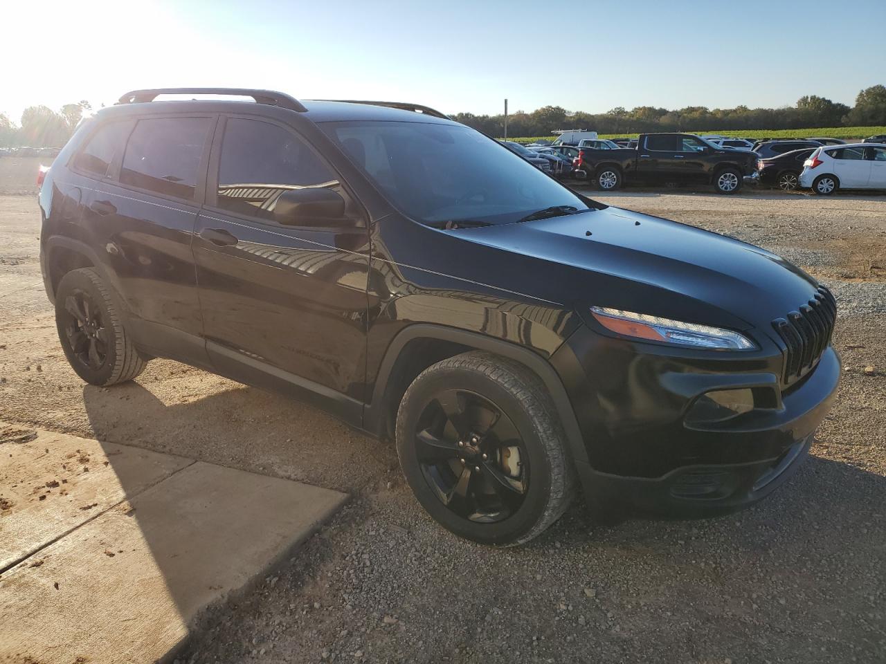 2017 Jeep Grand Cherokee VIN 1C4PJLAS5HW571702 Copart auction photo, mechanical damage thumbnail 4