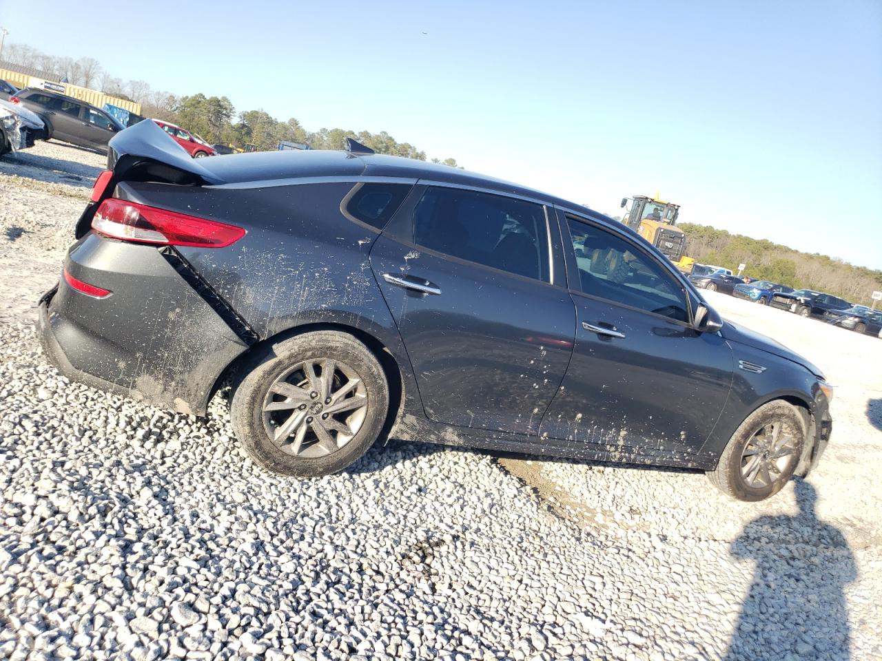 2019 KIA Optima VIN 5XXGT4L39KG376250 Copart auction photo, rear end / front end damage thumbnail 3