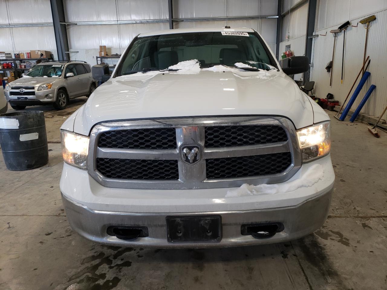 2019 RAM 1500 VIN 3C6RR7KT7KG725307 Copart auction photo, all over / hail damage thumbnail 5