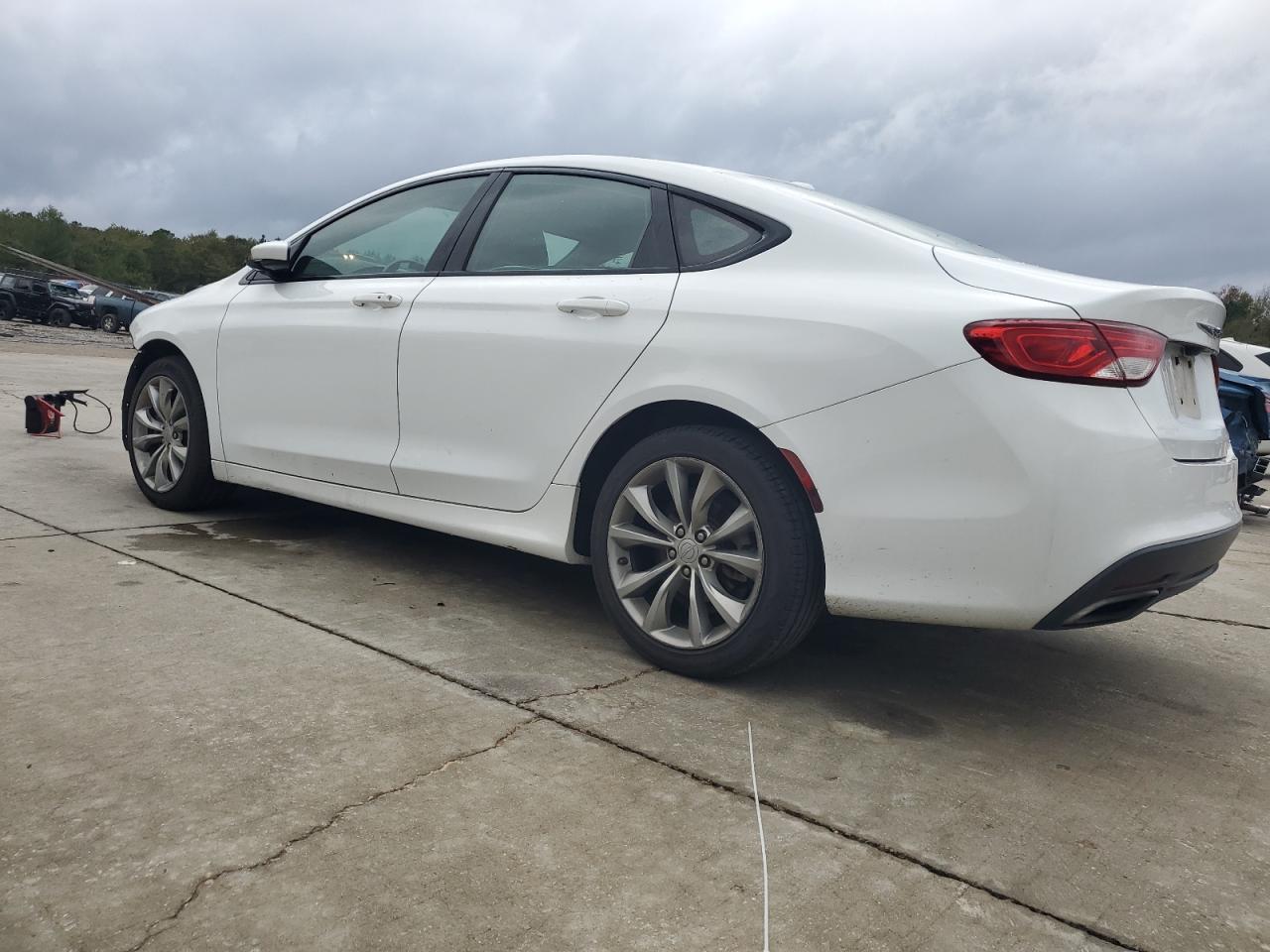 2016 Chrysler 200 VIN 1C3CCCBB9GN129232 Copart auction photo, front end damage thumbnail 2
