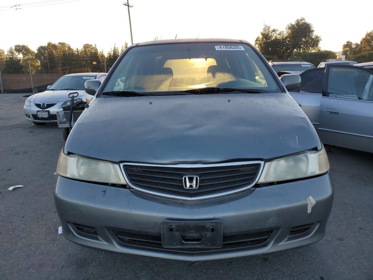 2001 Honda Odyssey VIN 2HKRL18611H593692 Copart auction photo, front end / rear end damage thumbnail 5