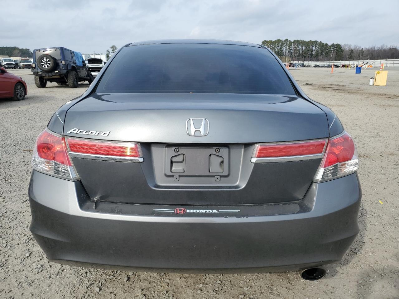 2011 Honda Accord VIN 1HGCP2F78BA120099 Copart auction photo, normal wear damage thumbnail 6