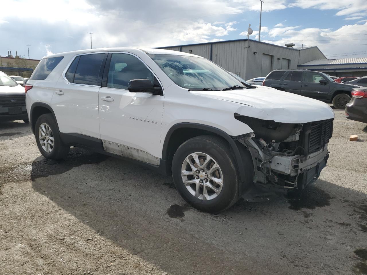 2019 Chevrolet Traverse VIN 1GNERFKW5KJ126424 Copart auction photo, front end damage thumbnail 4