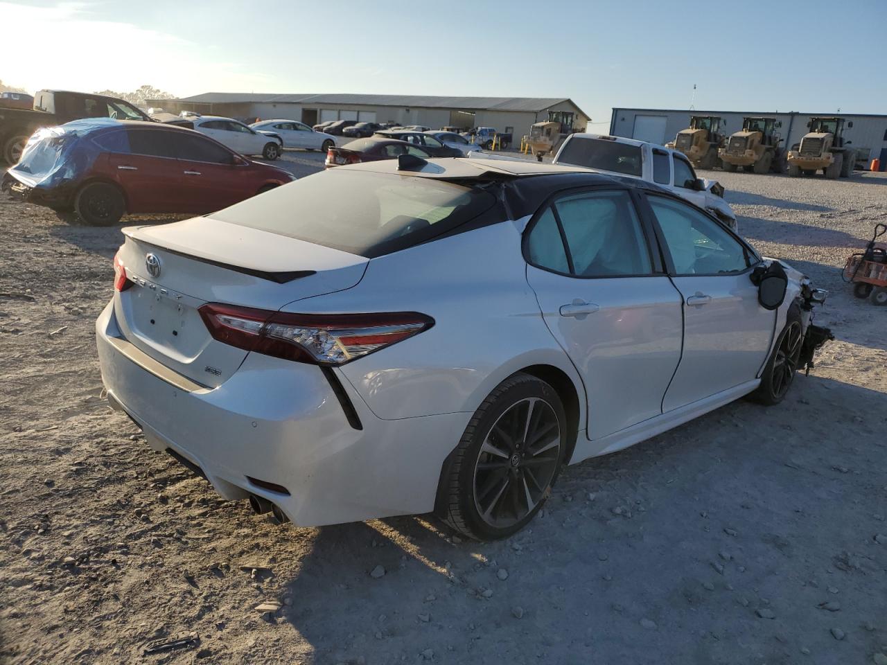 2019 Toyota Camry VIN 4T1B61HK4KU235088 Copart auction photo, rollover damage thumbnail 3