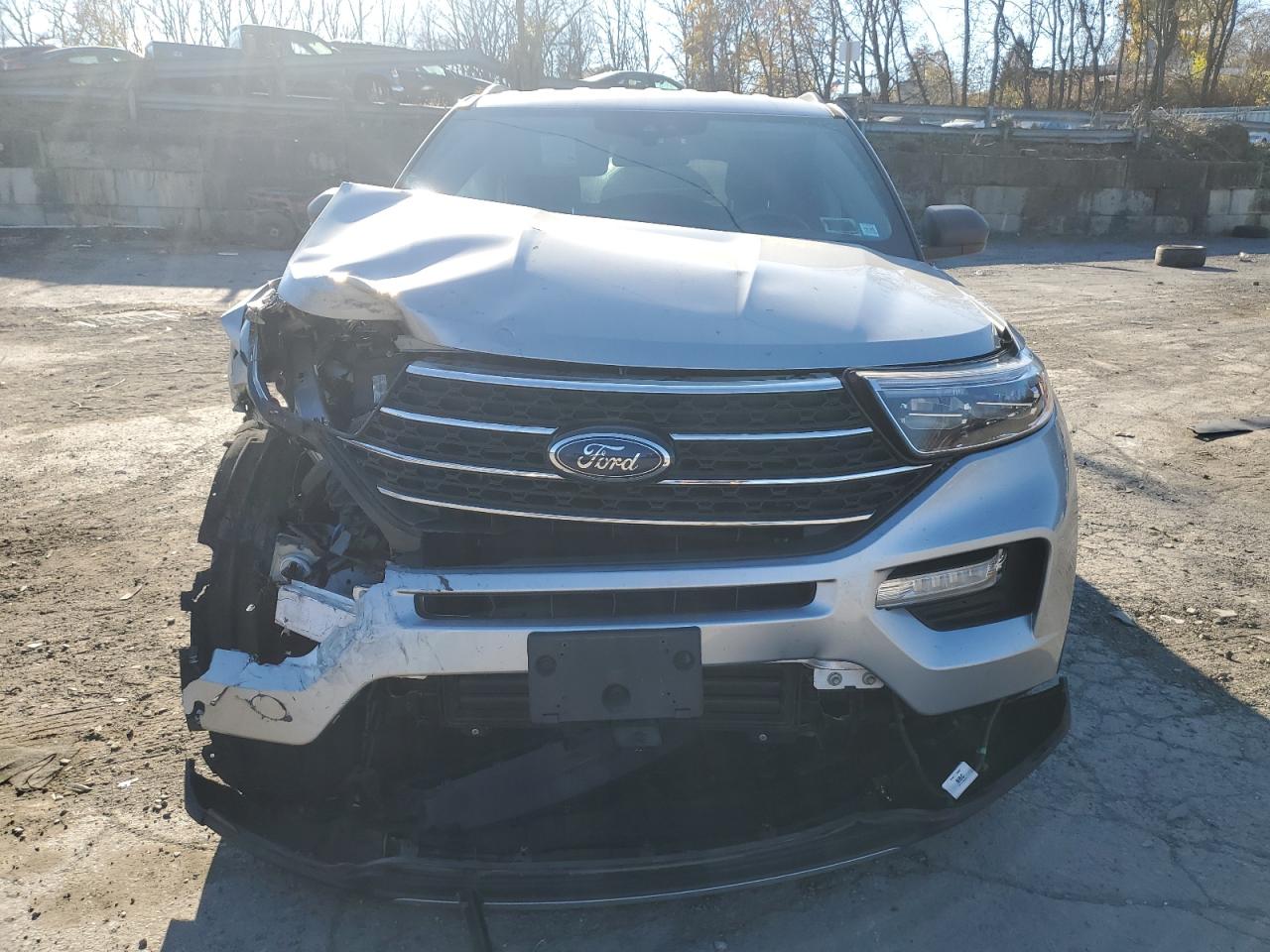 2021 Ford Explorer VIN 1FMSK8DH7MGC36493 Copart auction photo, front end / minor dent/scratches damage thumbnail 5