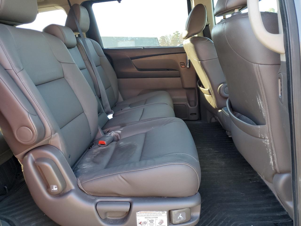 2015 Honda Odyssey VIN 5FNRL5H62FB044113 Copart auction photo, rear end / minor dent/scratches damage thumbnail 11