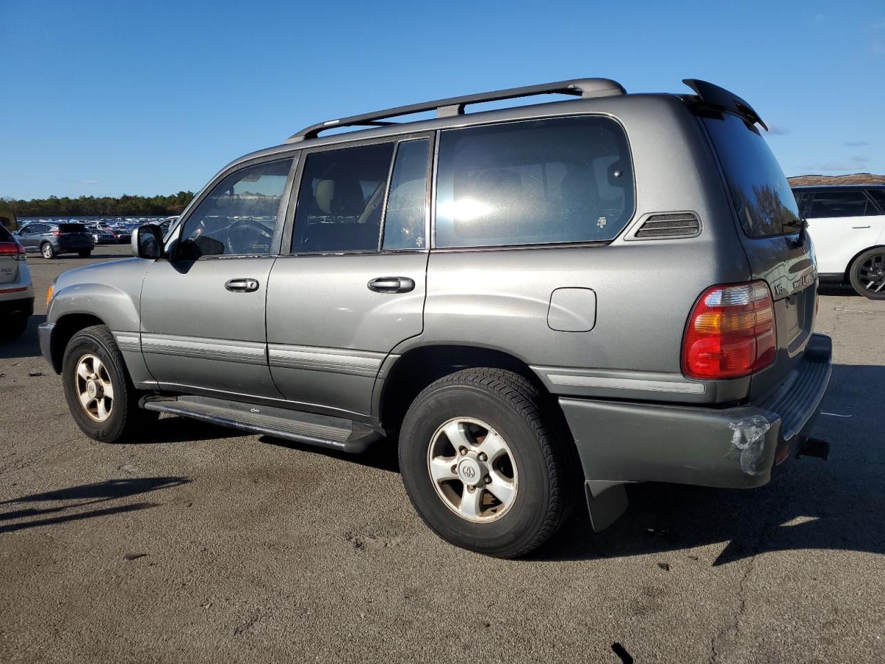 2000 Toyota Land Cruiser VIN JT3HT05J7Y0108935 Copart auction photo, mechanical / side damage thumbnail 2