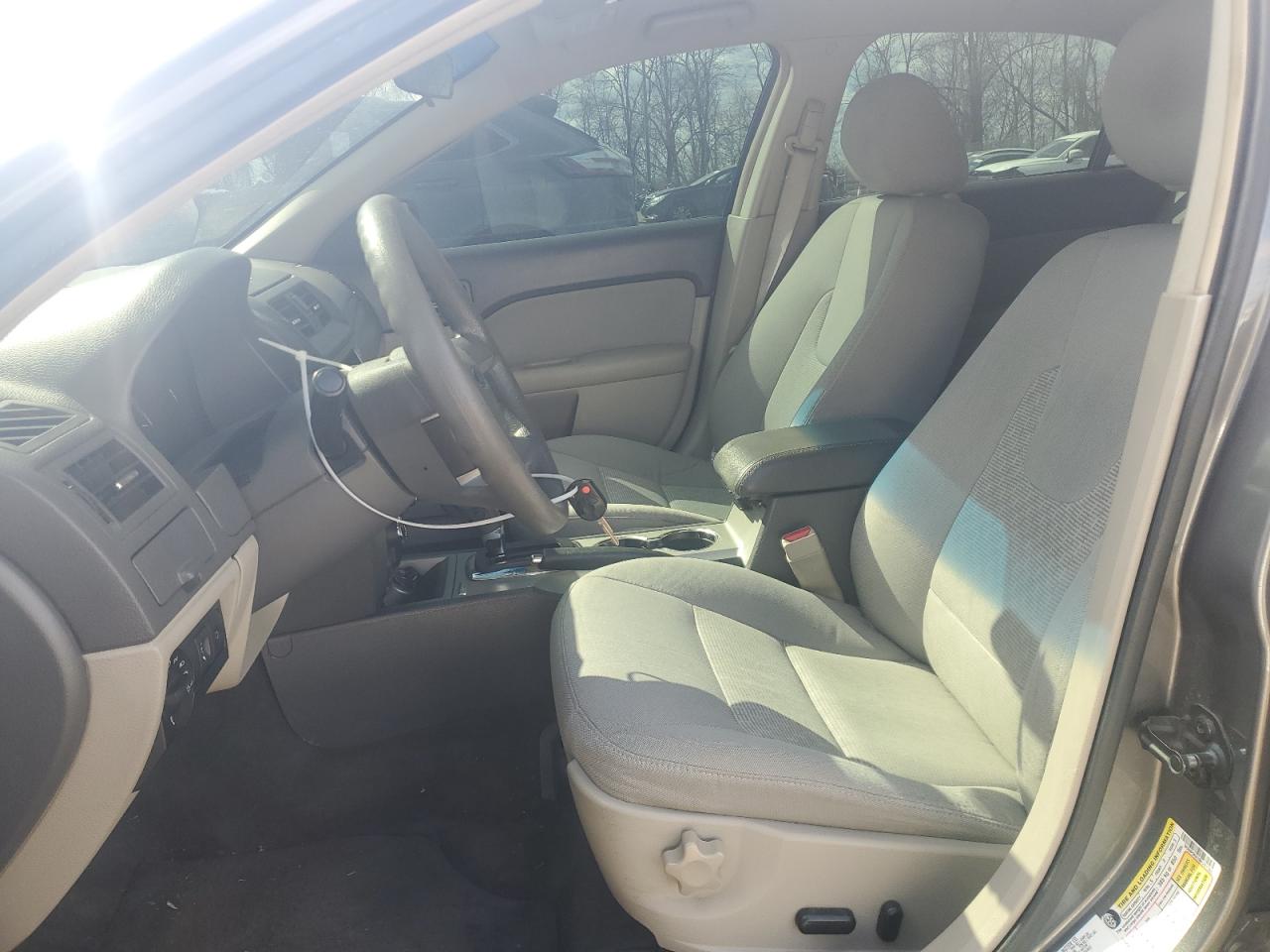 2011 Ford Fusion VIN 3FAHP0HA7BR261355 Copart auction photo, minor dent/scratches damage thumbnail 7