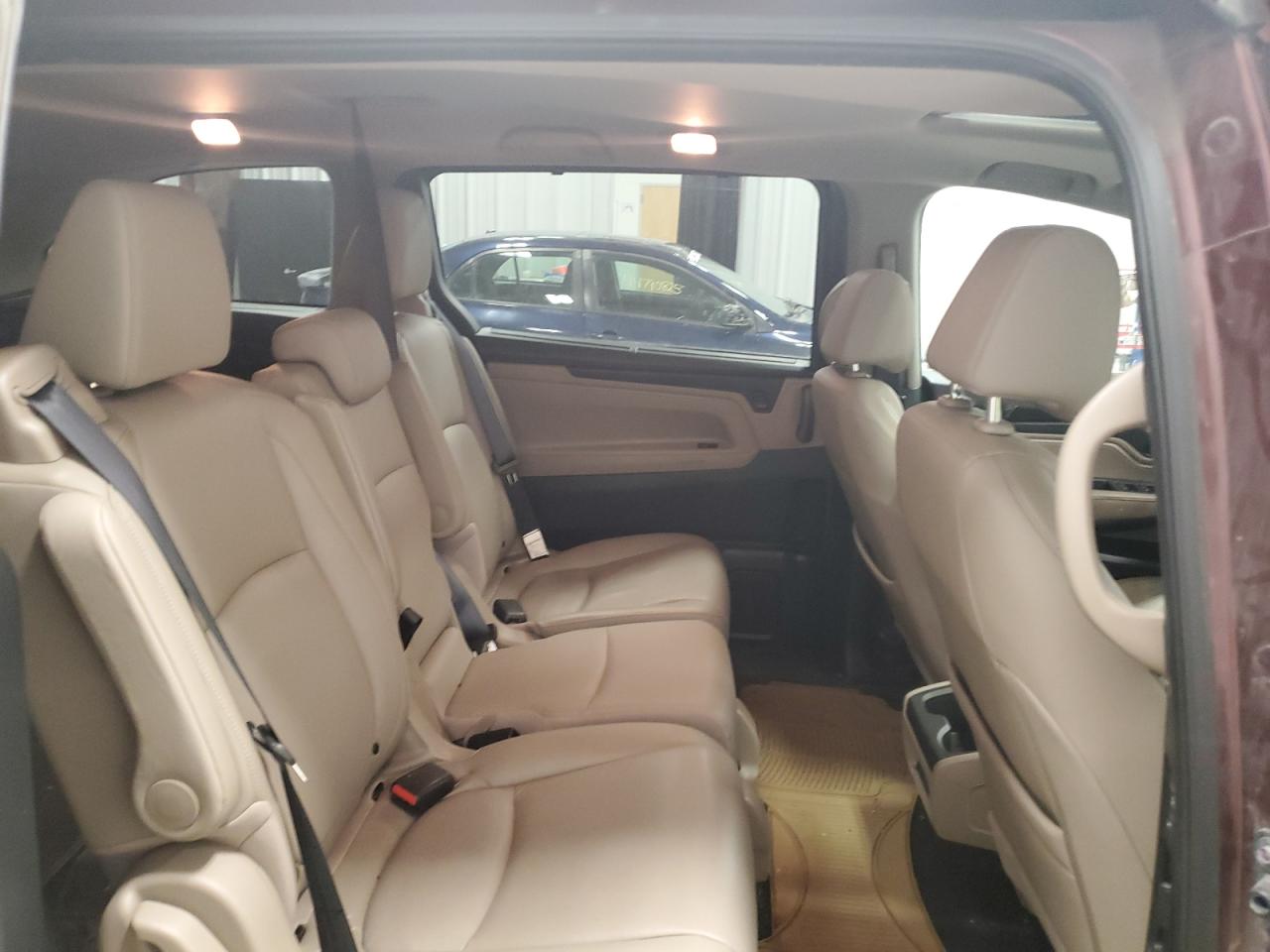 2018 Honda Odyssey VIN 5FNRL6H72JB028761 Copart auction photo, rear end damage thumbnail 11