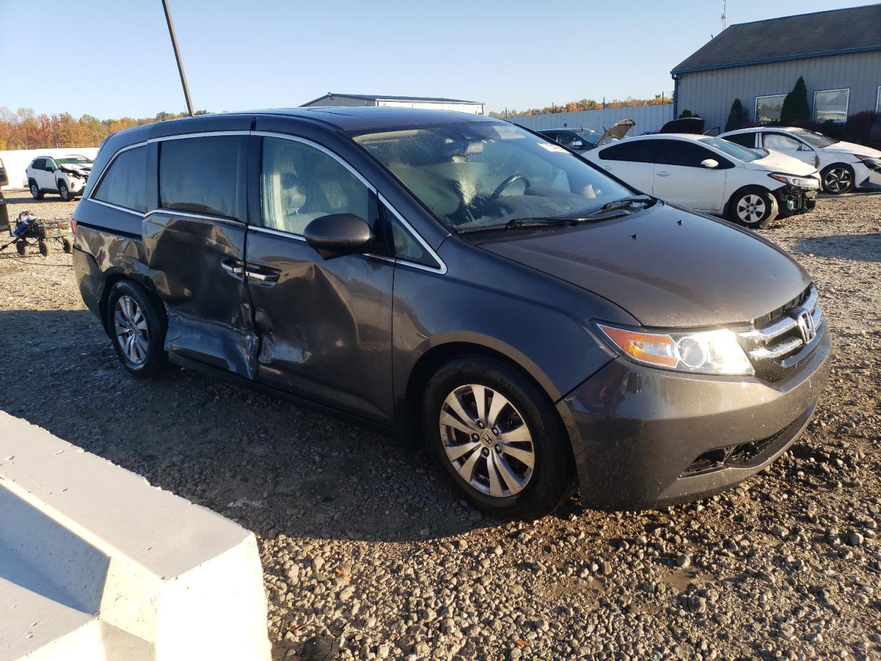 2015 Honda Odyssey VIN 5FNRL5H60FB010218 Copart auction photo, side damage thumbnail 4