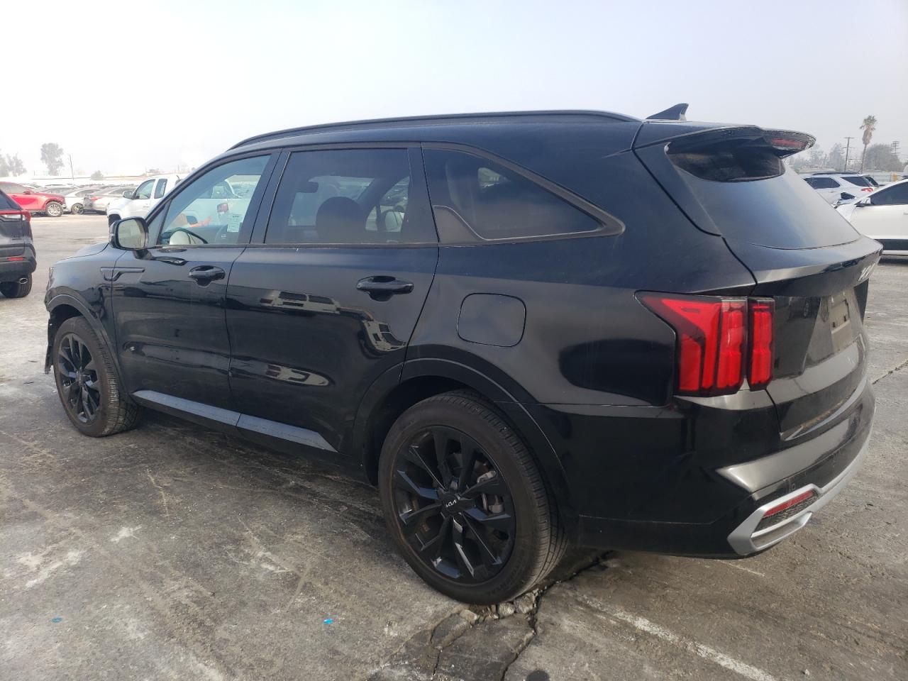 2023 KIA Sorento VIN 5XYRK4LF3PG203624 Copart auction photo, front end damage thumbnail 2