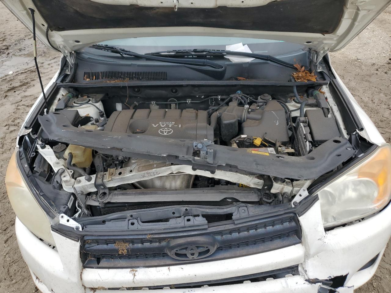 2011 Toyota RAV 4 VIN 2T3KF4DV6BW062747 Copart auction photo, front end damage thumbnail 14