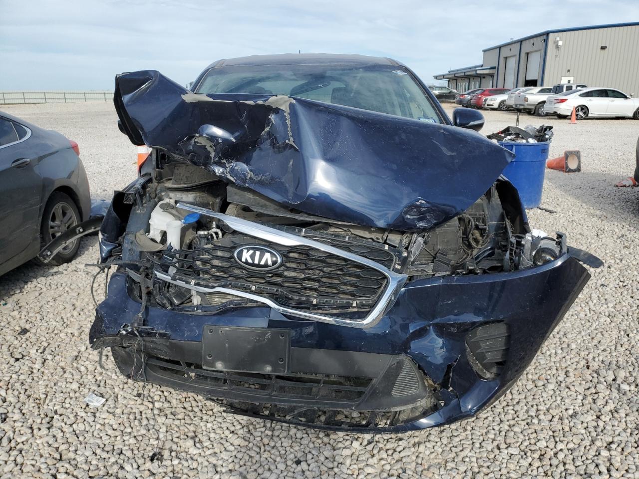 2019 KIA Sorento VIN 5XYPG4A30KG548085 Copart auction photo, front end damage thumbnail 5