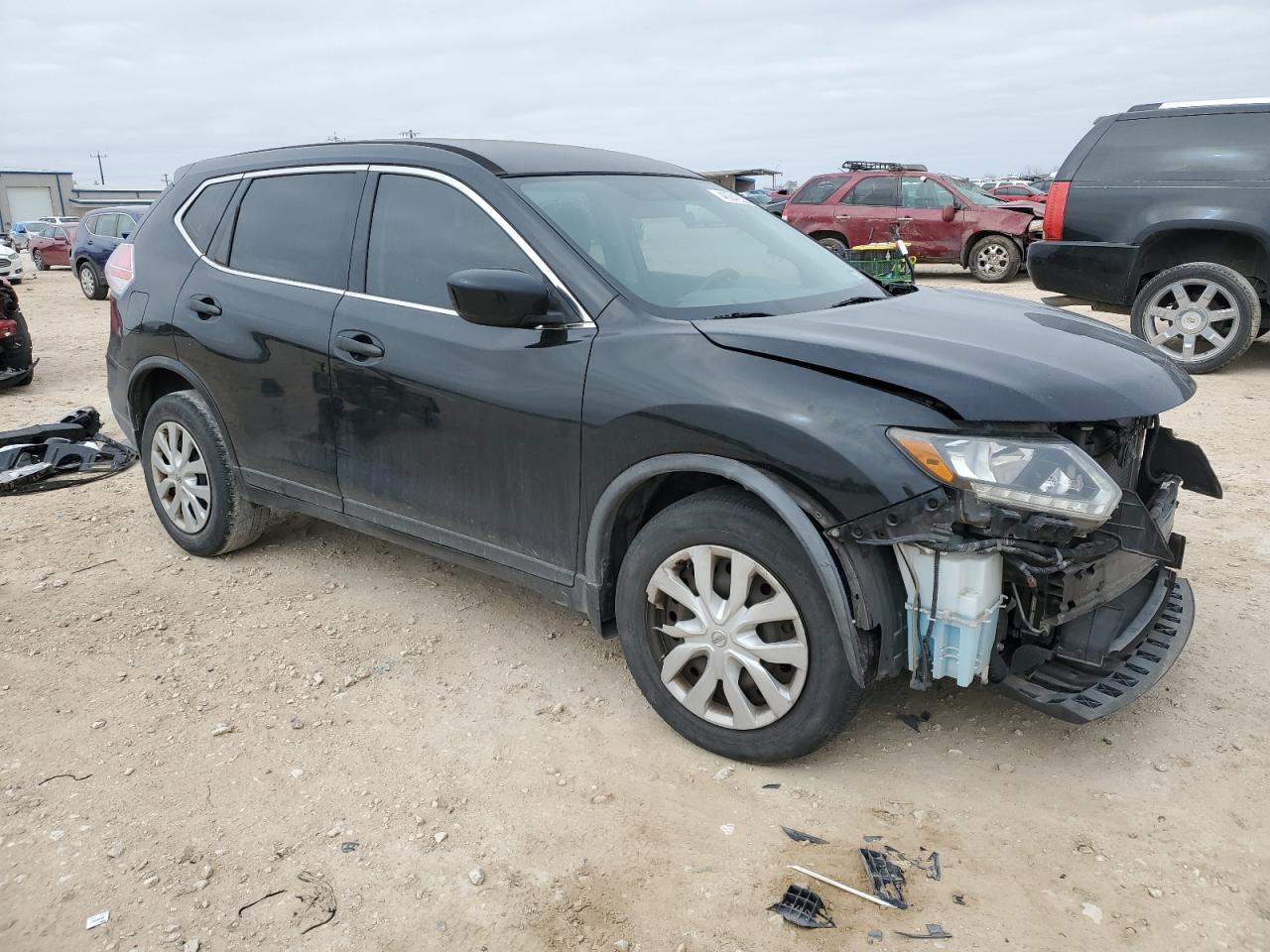 2016 Nissan Rogue VIN JN8AT2MT3GW005443 Copart auction photo, front end / mechanical damage thumbnail 4