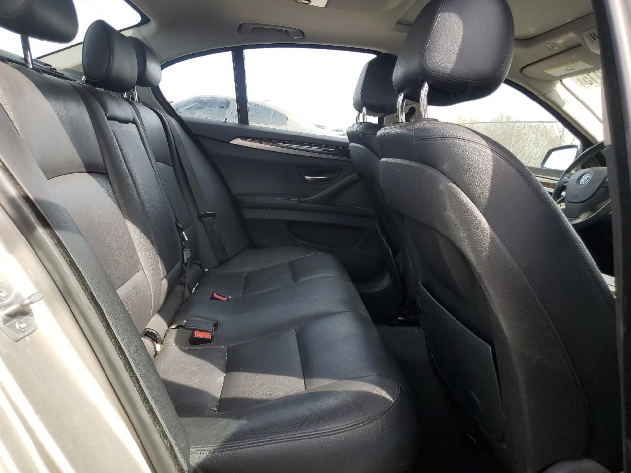 2014 BMW 5er VIN WBAFV3C55ED685694 Copart auction photo, rear end damage thumbnail 10