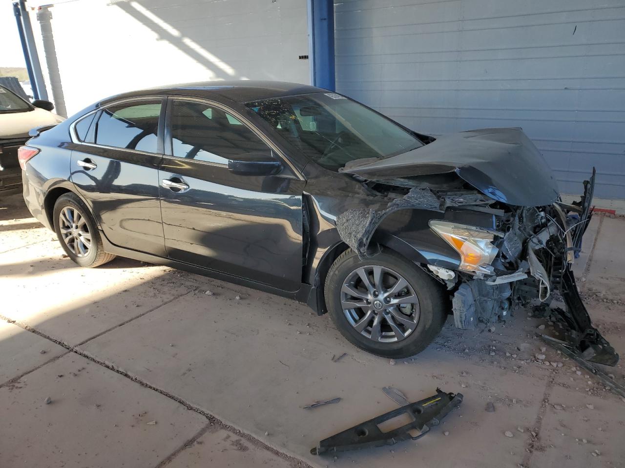 2015 Nissan Altima VIN 1N4AL3AP2FC597609 Copart auction photo, front end damage thumbnail 4