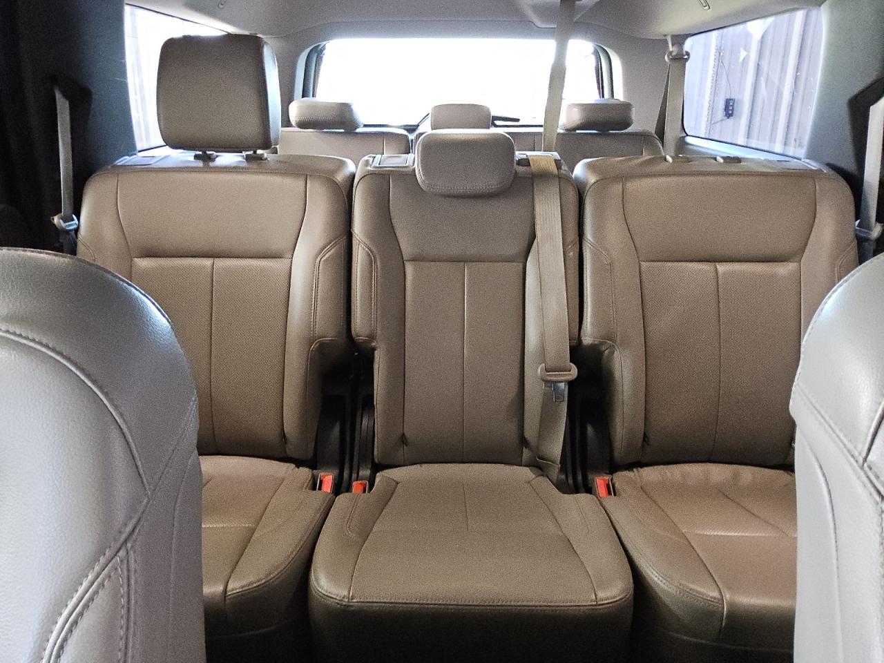 2021 Ford Expedition VIN 1FMJK1HTXMEA38231 Copart auction photo, front end / minor dent/scratches damage thumbnail 10
