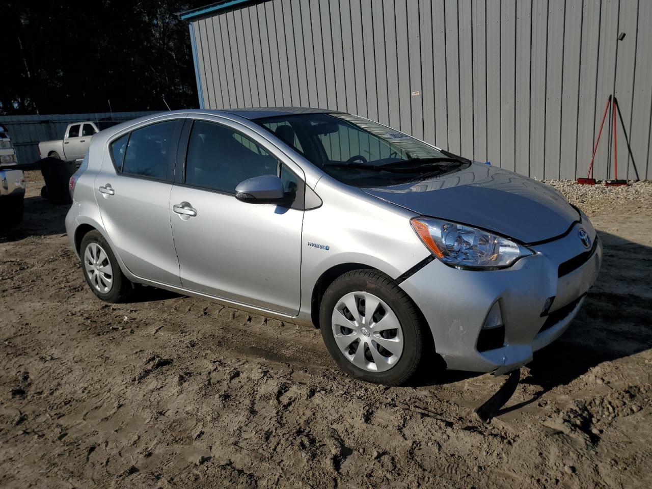 2014 Toyota Prius VIN JTDKDTB30E1563363 Copart auction photo, front end damage thumbnail 4