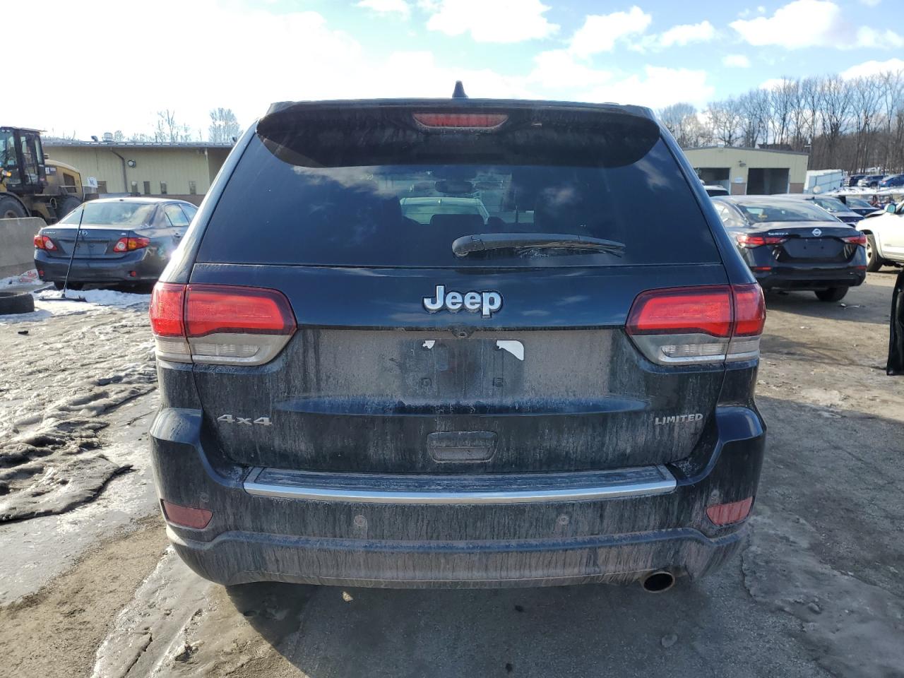 2020 Jeep Grand Cherokee VIN 1C4RJFBG3LC207597 Copart auction photo, front end / minor dent/scratches damage thumbnail 6