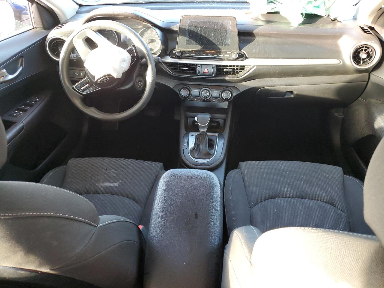 2020 KIA Forte VIN 3KPF24AD9LE194780 Copart auction photo, front end / minor dent/scratches damage thumbnail 8