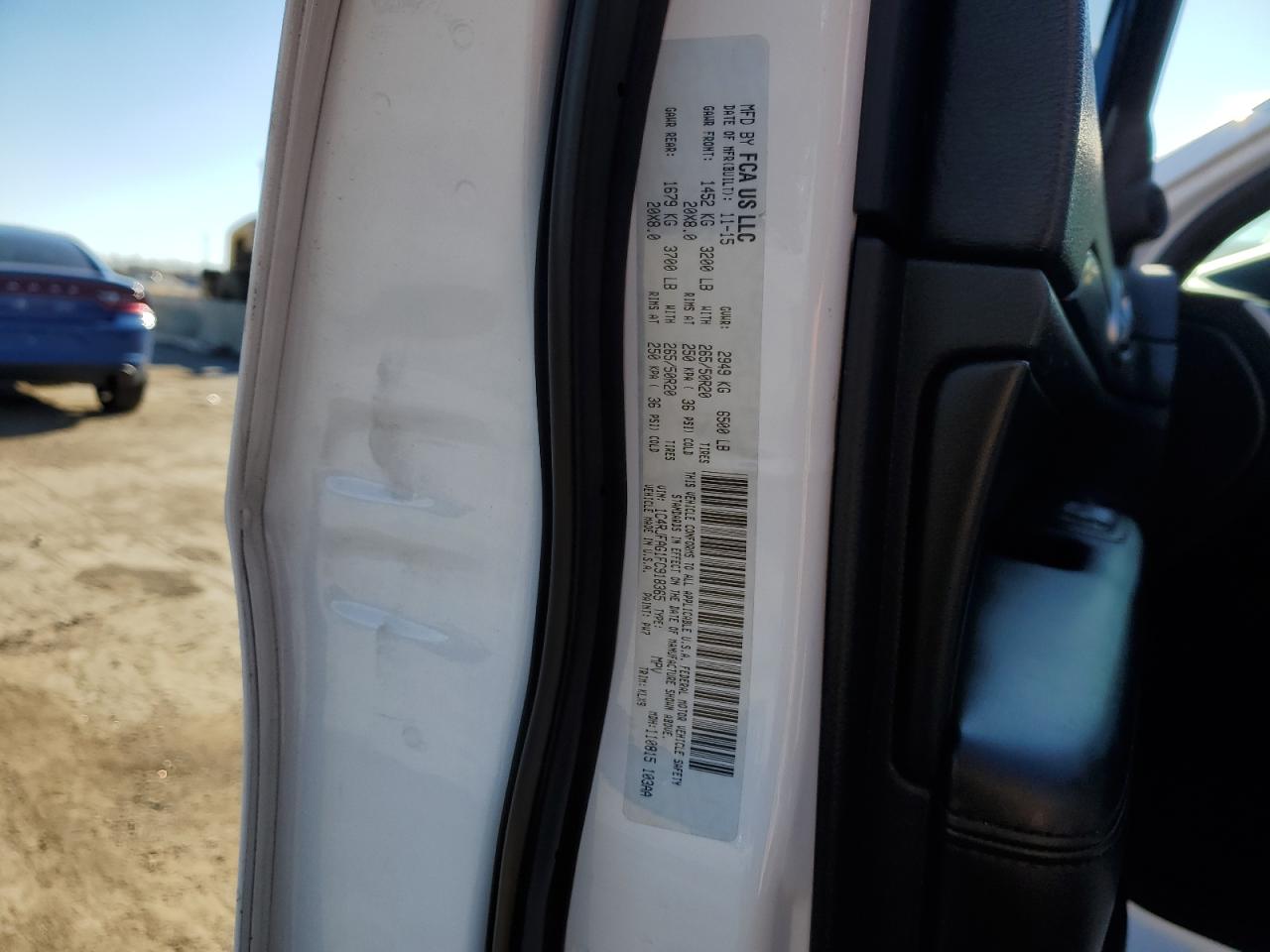2015 Jeep Grand Cherokee VIN 1C4RJFAG1FC918365 Copart auction photo, vandalism damage thumbnail 13