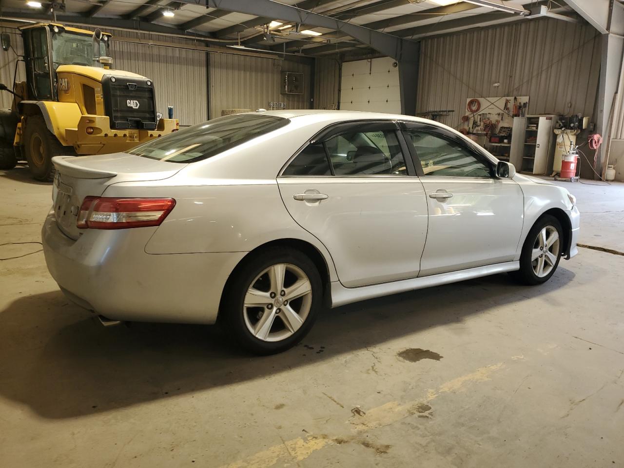 2011 Toyota Camry VIN 4T1BF3EK6BU744597 Copart auction photo, minor dent/scratches damage thumbnail 3