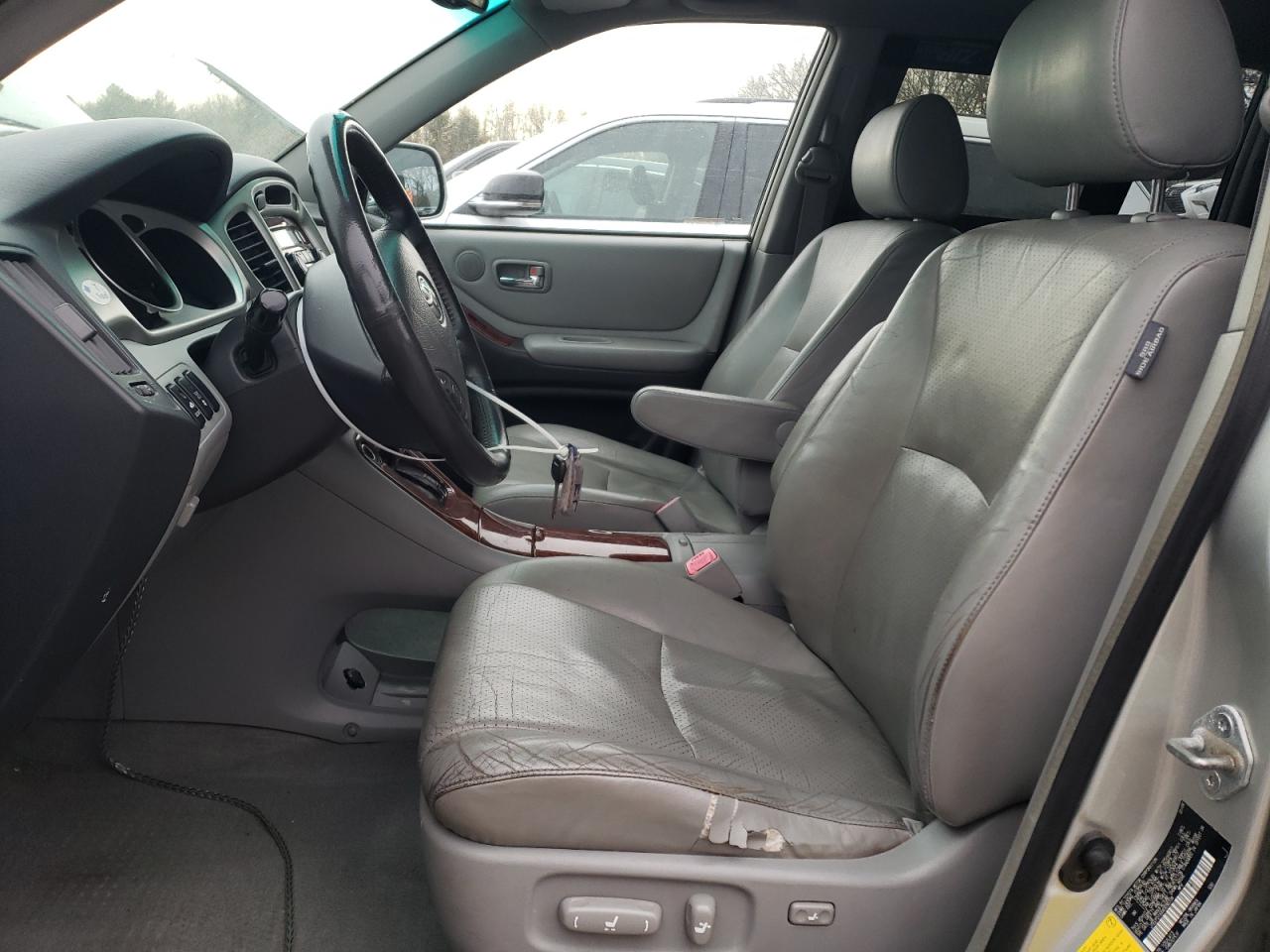 2004 Toyota Highlander VIN JTEEP21AX40030709 Copart auction photo, front end / mechanical damage thumbnail 7