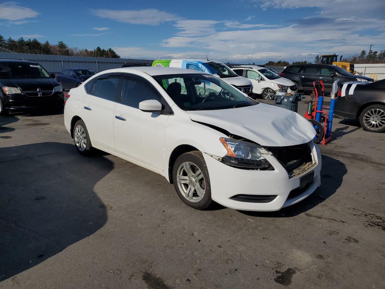 2015 Nissan Sentra VIN 3N1AB7AP1FY309545 Copart auction photo, front end damage thumbnail 4