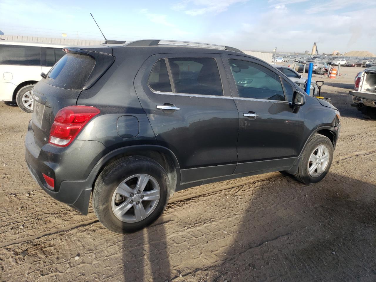 2020 Chevrolet Trax VIN 3GNCJPSB5LL153182 Copart auction photo, front end damage thumbnail 3