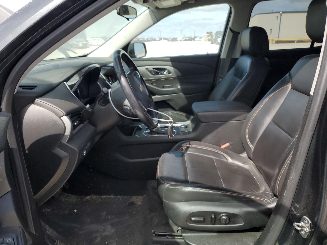 2020 Chevrolet Traverse VIN 1GNERHKW6LJ214766 Copart auction photo, hail / minor dent/scratches damage thumbnail 7
