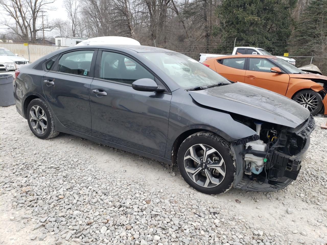 2021 KIA Forte VIN 3KPF24AD8ME353631 Copart auction photo, front end damage thumbnail 4