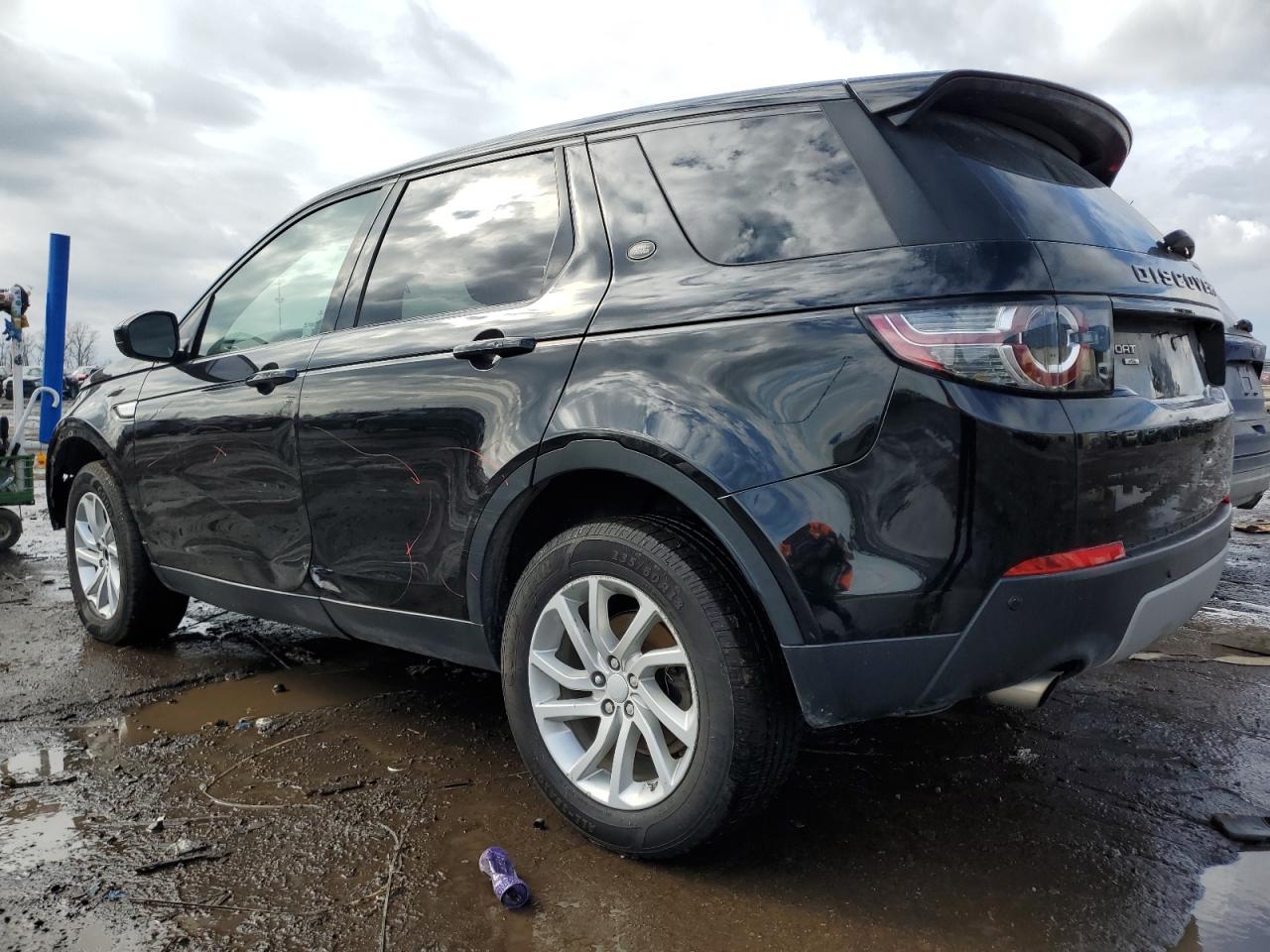 2018 Land Rover Discovery VIN SALCR2RX5JH732943 Copart auction photo, front end / side damage thumbnail 2