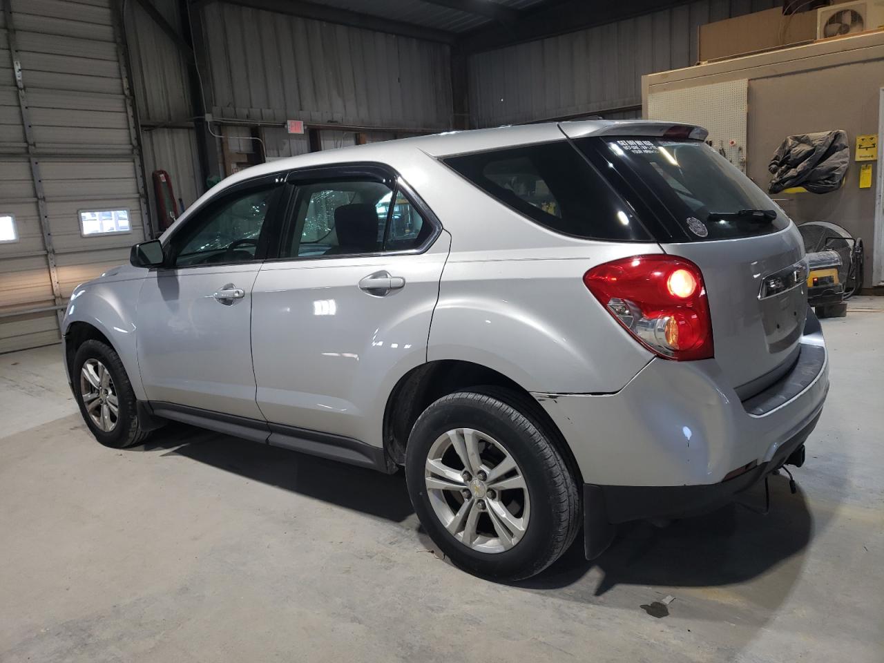 2015 Chevrolet Equinox VIN 2GNALAEK4F1180714 Copart auction photo, rear end / front end damage thumbnail 2