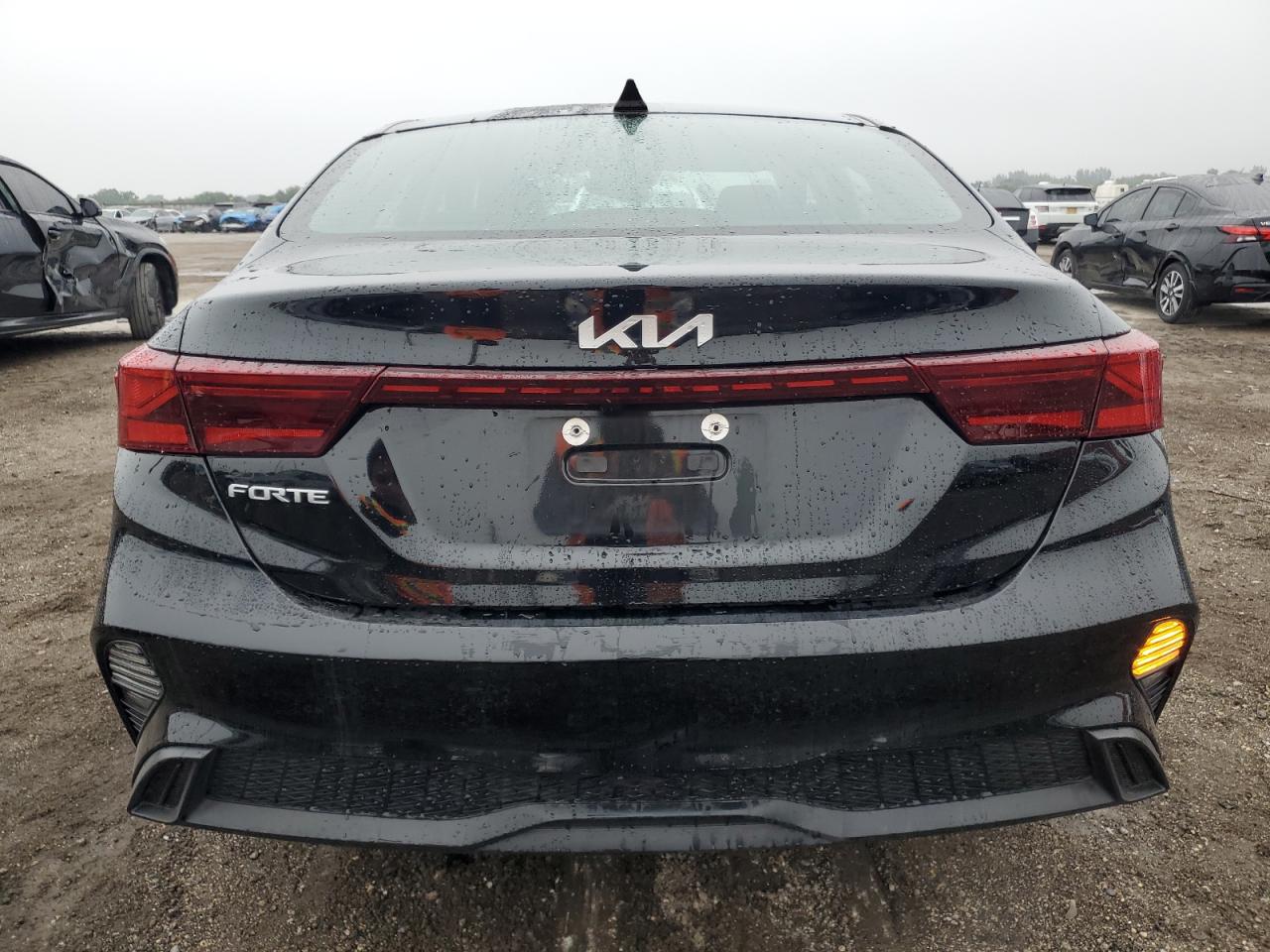 2024 KIA Forte VIN 3KPF24AD1RE745051 Copart auction photo, front end / frame damage damage thumbnail 6