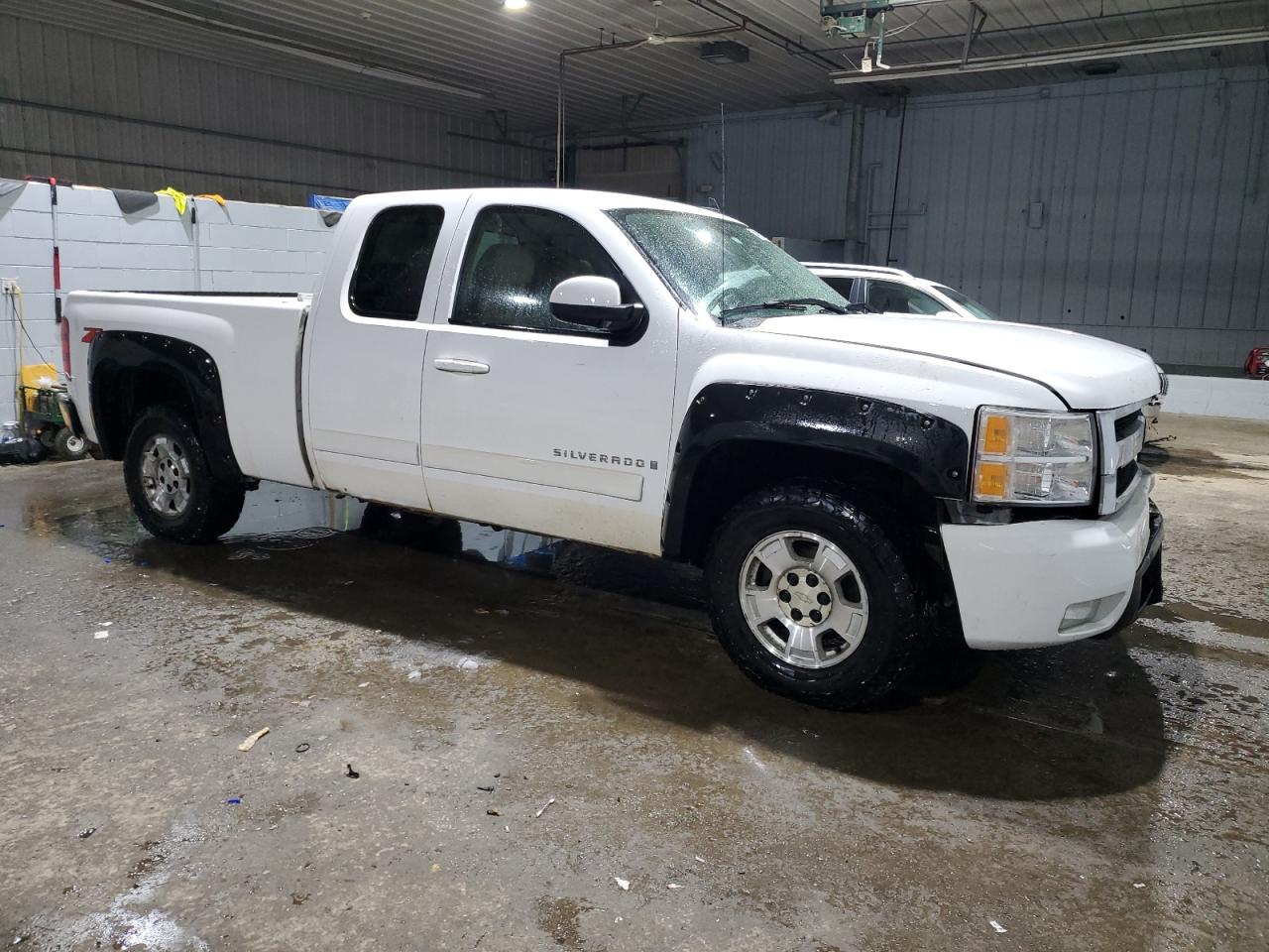 2008 Chevrolet Silverado VIN 1GCEK19J98E195693 Copart auction photo, front end / minor dent/scratches damage thumbnail 4