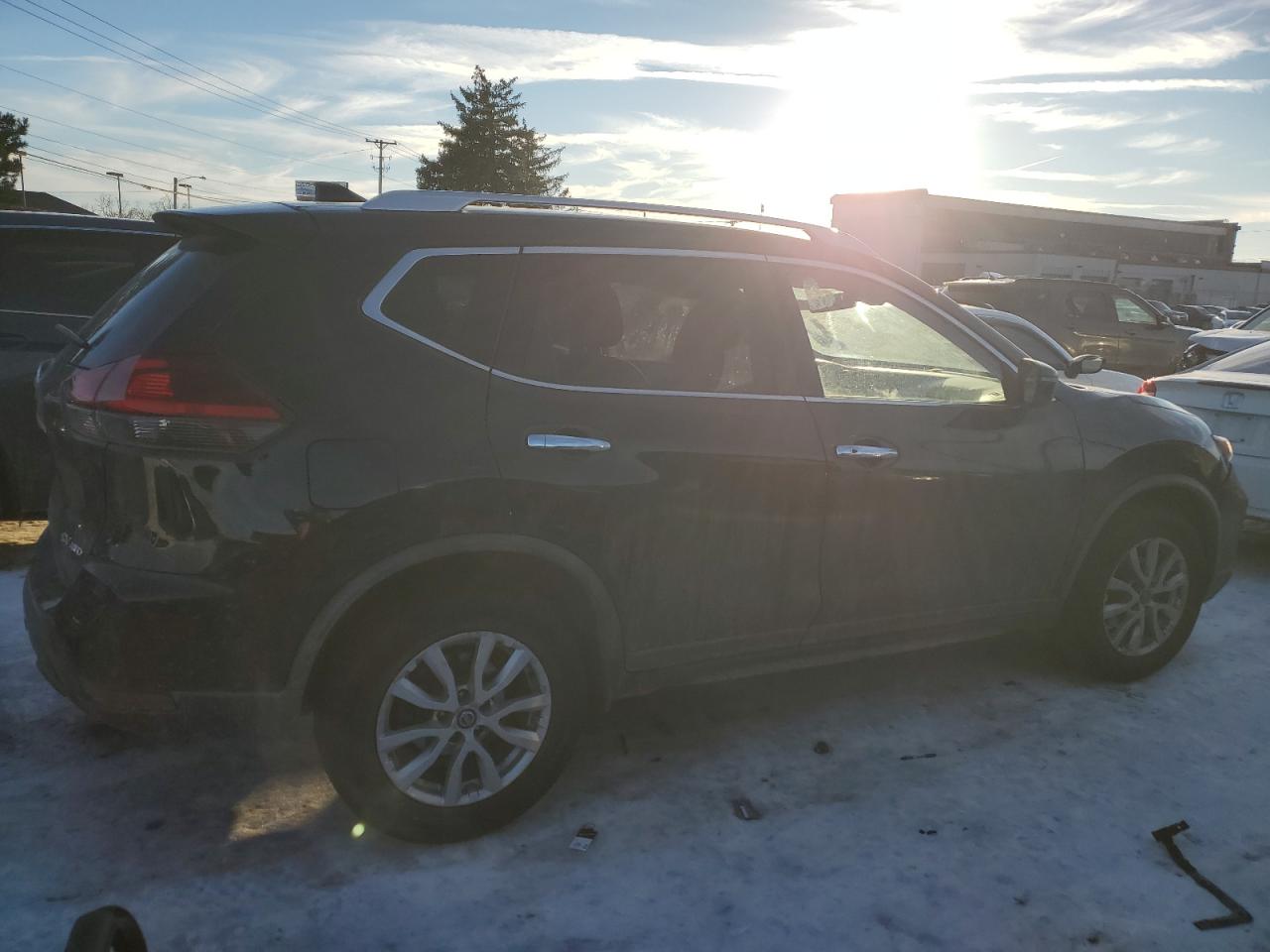 2019 Nissan Rogue VIN KNMAT2MV1KP558107 Copart auction photo, side damage thumbnail 3