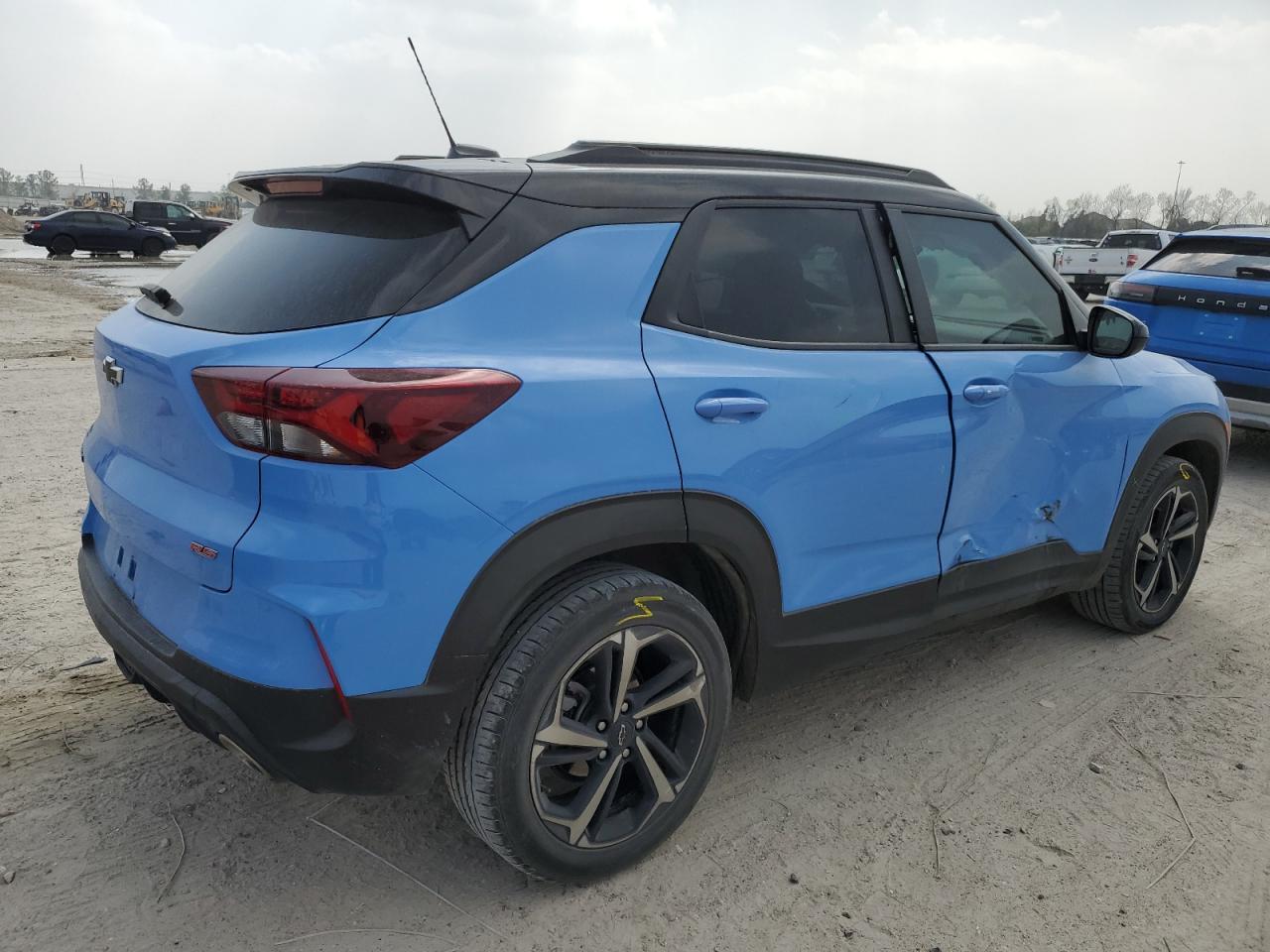 2023 Chevrolet TrailBlazer VIN KL79MTSL2PB143953 Copart auction photo, side / minor dent/scratches damage thumbnail 3