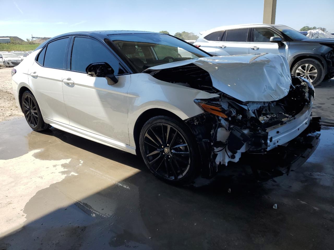 2023 Toyota Camry VIN 4T1K61AK1PU145608 Copart auction photo, front end / minor dent/scratches damage thumbnail 4