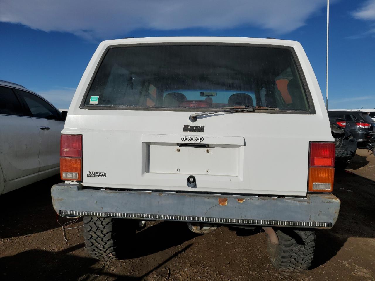 1995 Jeep Grand Cherokee VIN 1J4FJ27S8SL664326 Copart auction photo, undercarriage damage thumbnail 6
