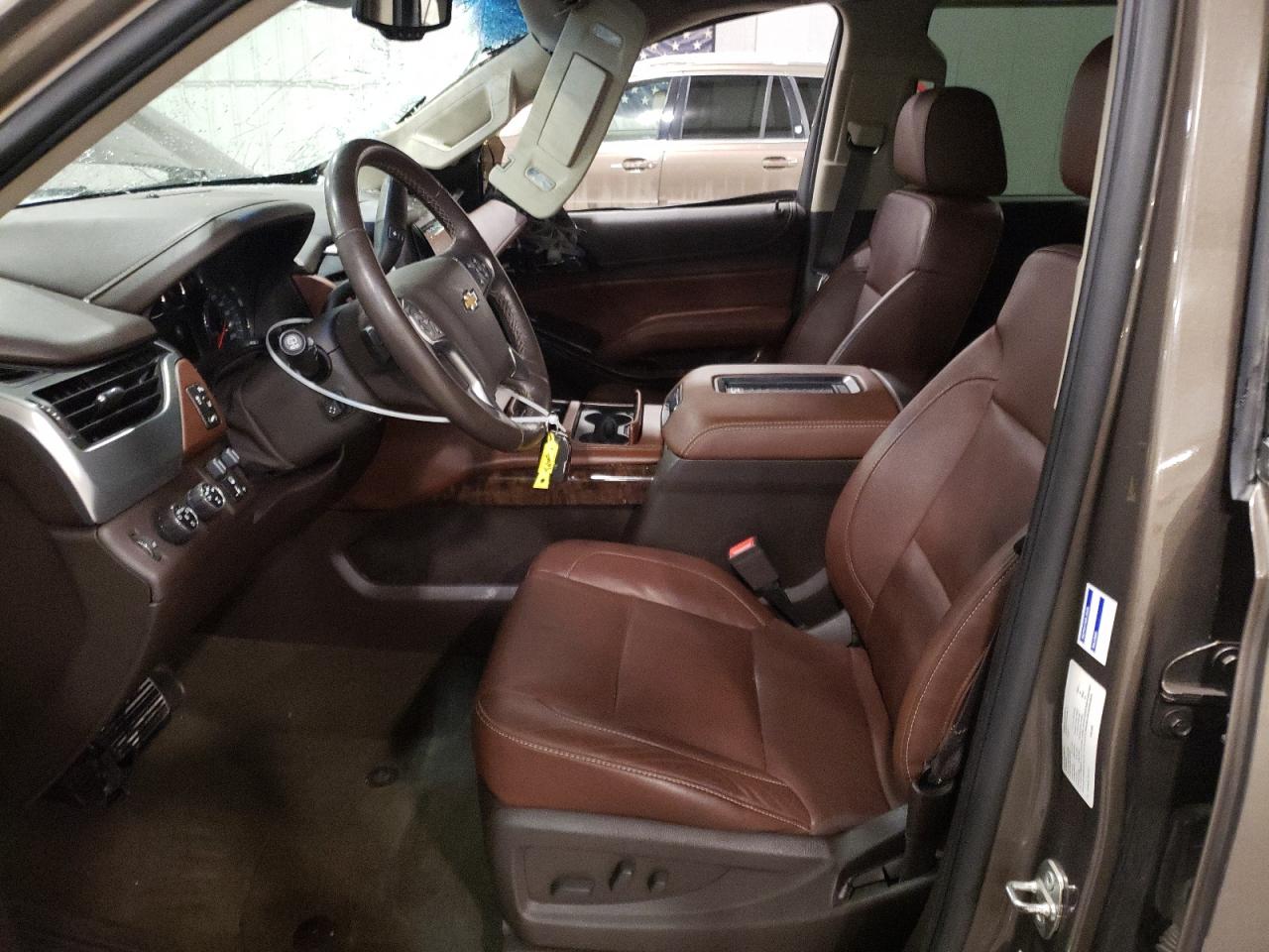 2015 Chevrolet Tahoe VIN 1GNSKCKC7FR572237 Copart auction photo, side / front end damage thumbnail 7