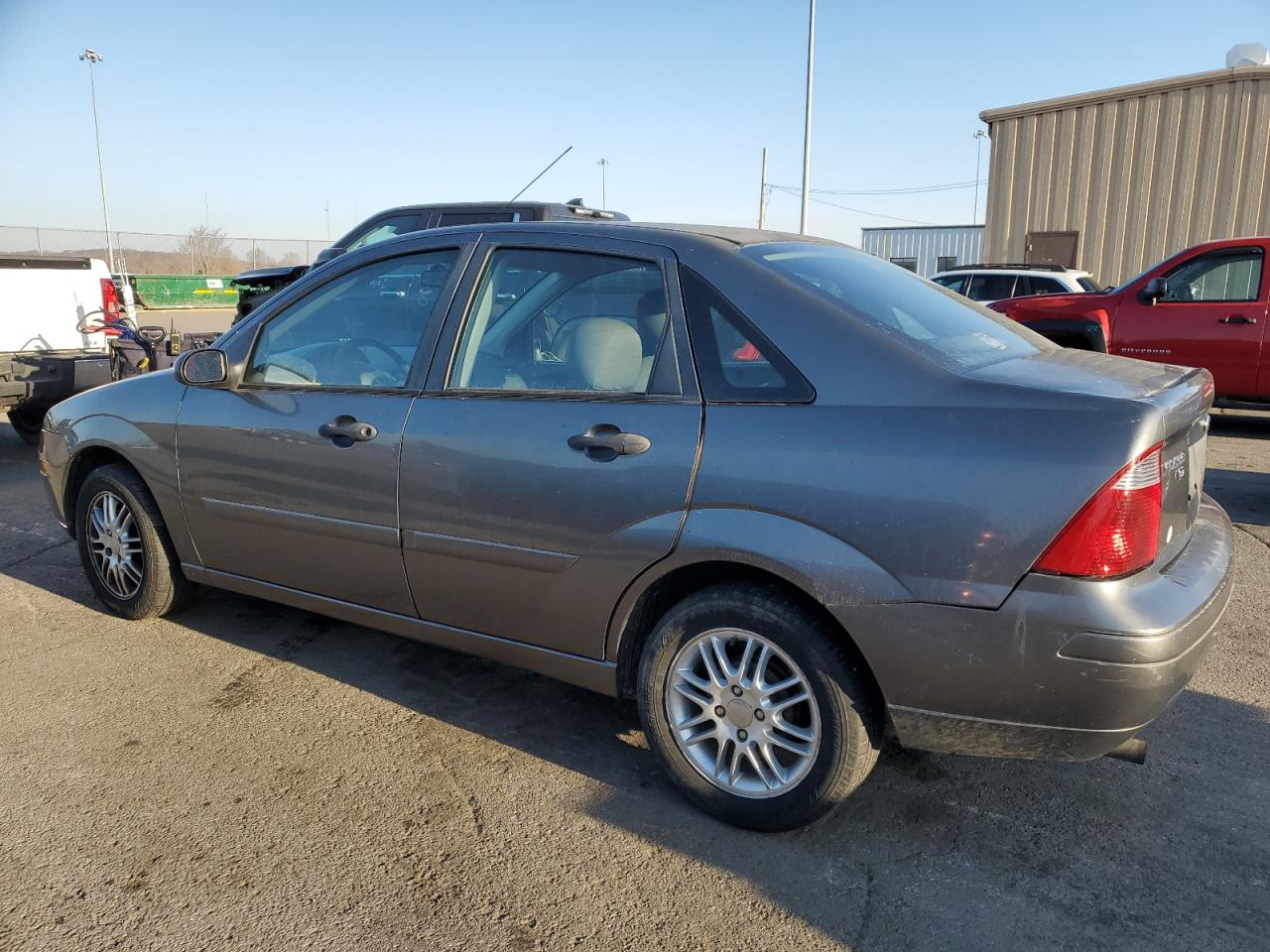 2007 Ford Focus VIN 1FAFP34N27W131425 Copart auction photo, front end / side damage thumbnail 2