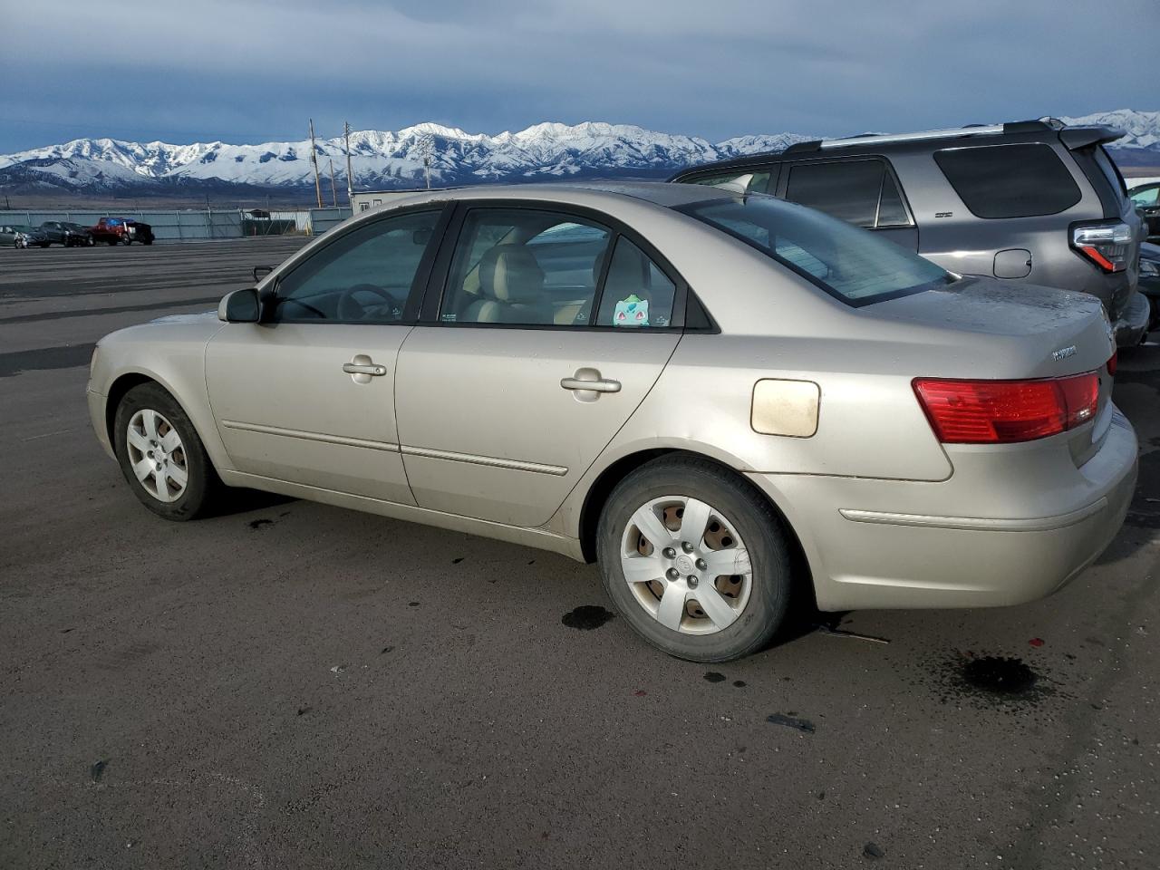2009 Hyundai Sonata VIN 5NPET46CX9H447635 Copart auction photo, normal wear damage thumbnail 2