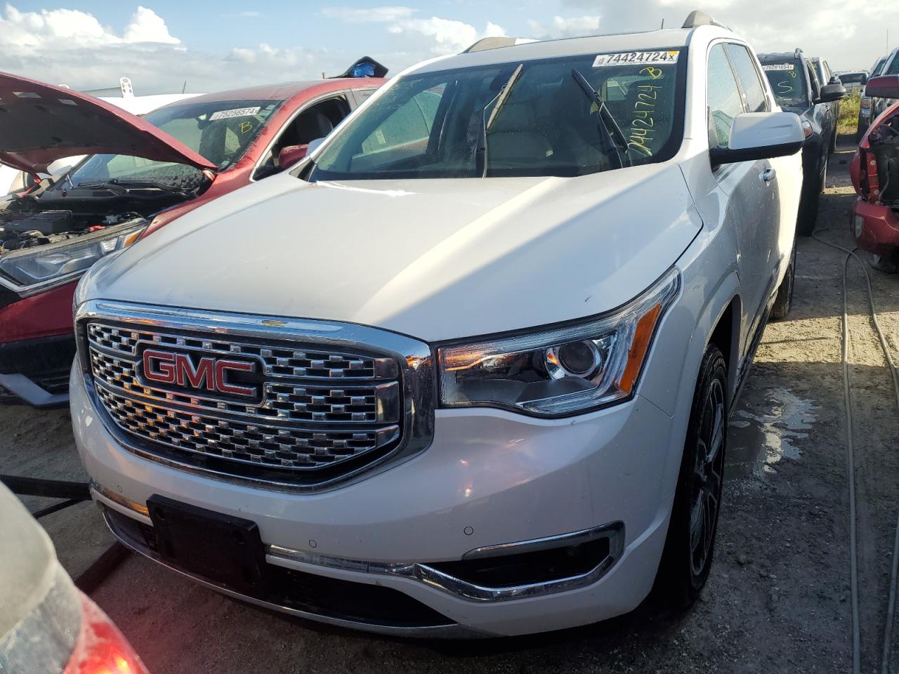 2019 GMC Acadia VIN 1GKKNXLS4KZ292836 Copart auction photo, water/flood damage thumbnail 5